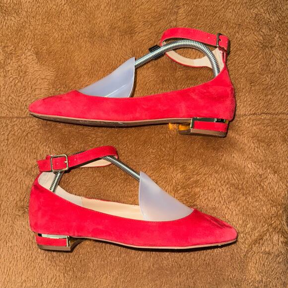 Vince Camuto VP-Attera Red Suede Ankle Strap Flats Women’s Size 8M (38.5) - Picture 1 of 8